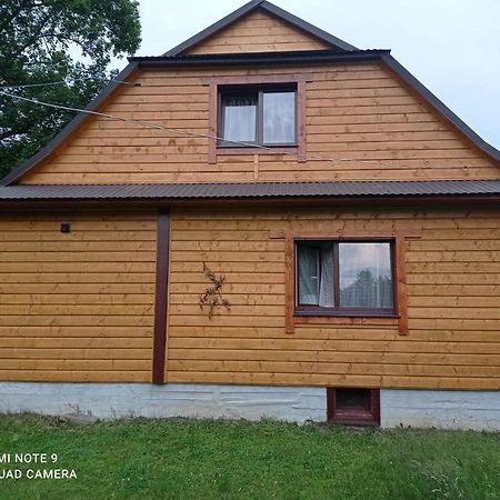 Садиба Брусний Микуличин Экстерьер фото